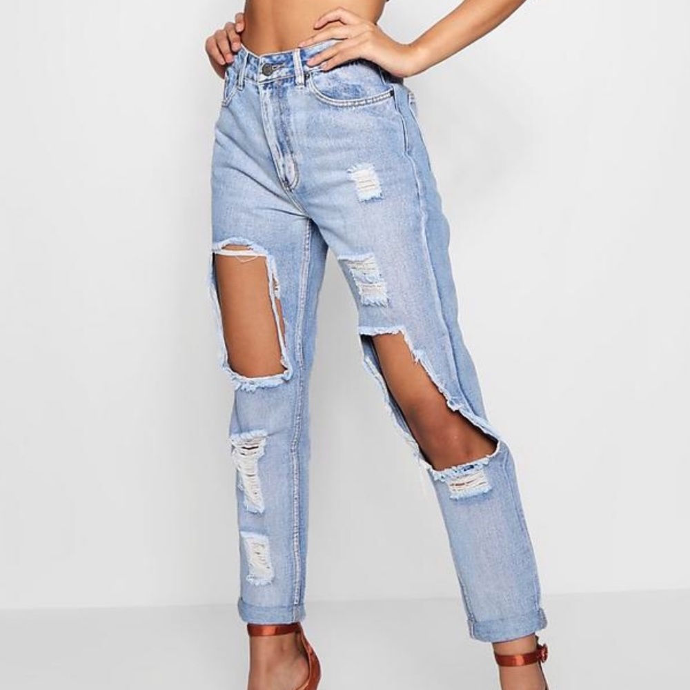 Distressed boyfriend cheeky rips jeans